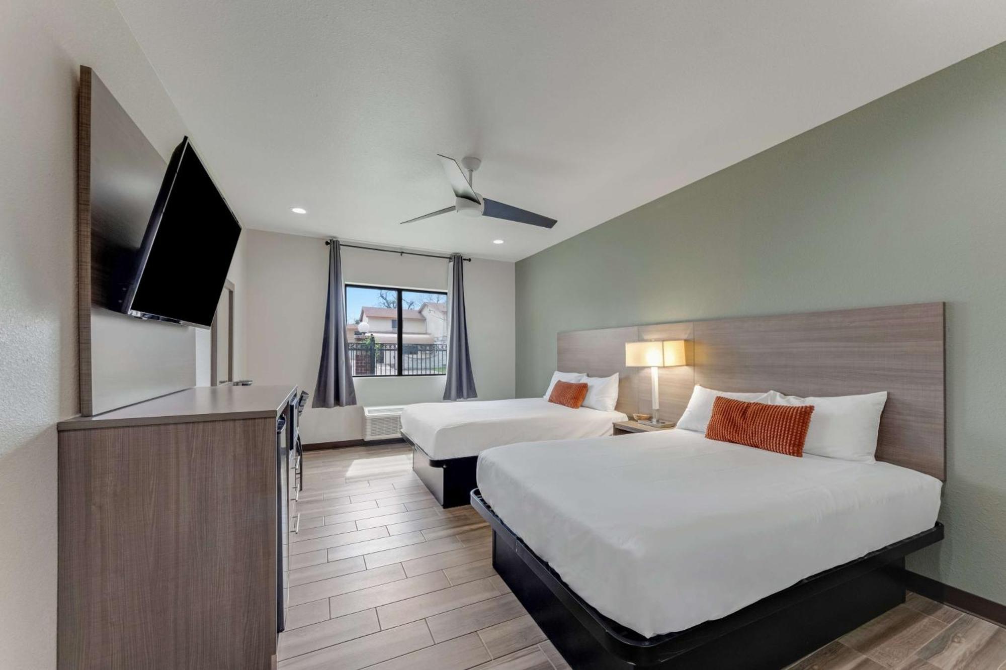 Americas Best Value Inn San Antonio Downtown Riverwalk ภายนอก รูปภาพ