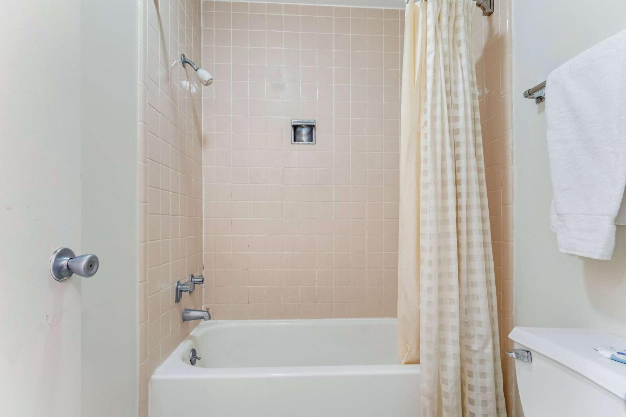 Americas Best Value Inn San Antonio Downtown Riverwalk ภายนอก รูปภาพ